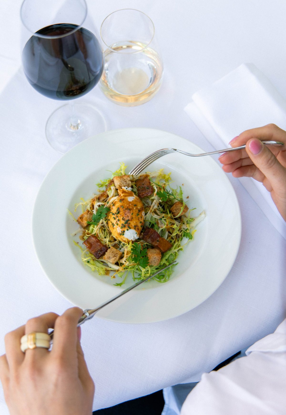 Photographie culinaire et ambiance de restaurant